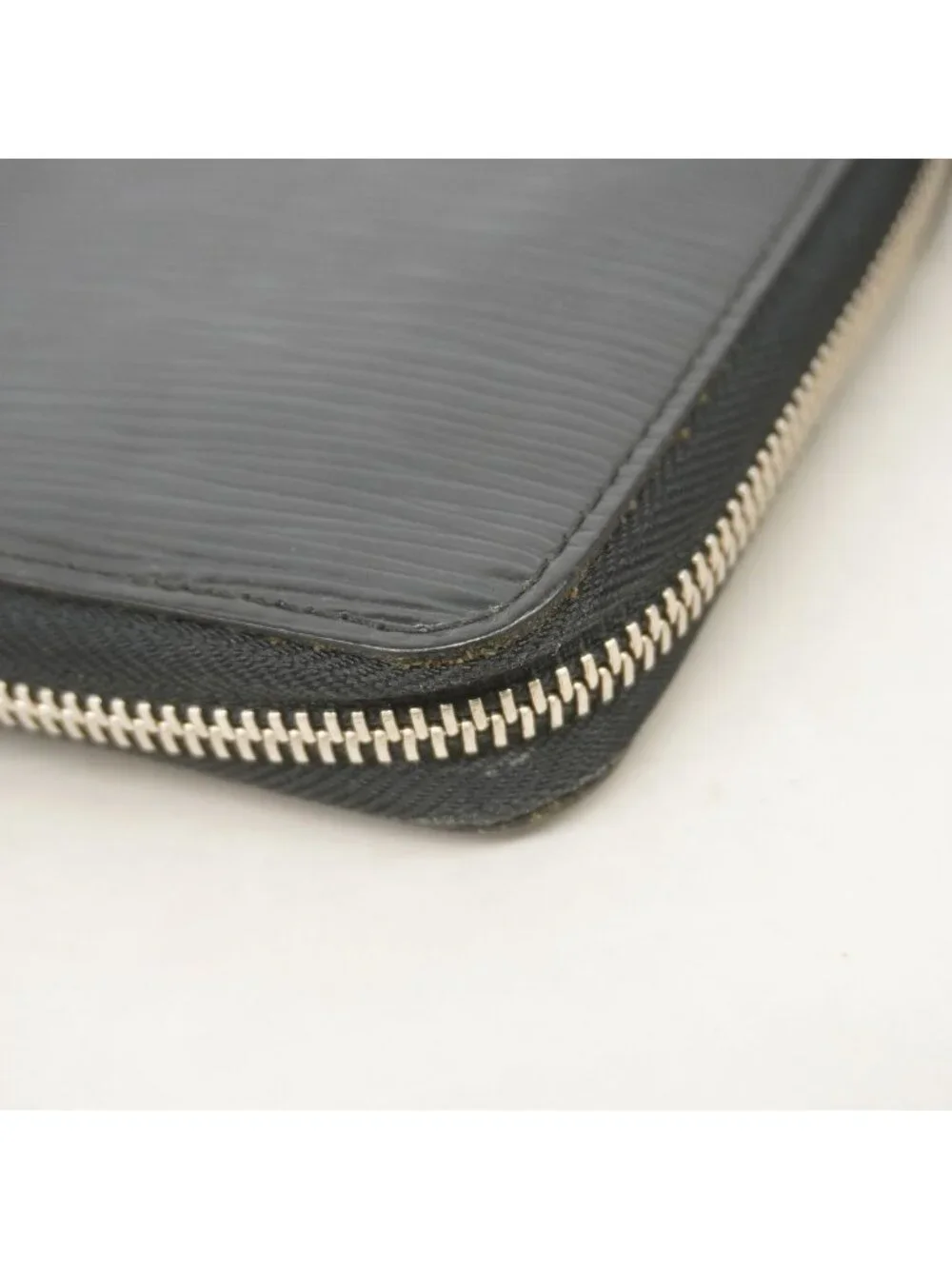 Louis Vuitton Wallet Epi Zippy Organizer Noir
